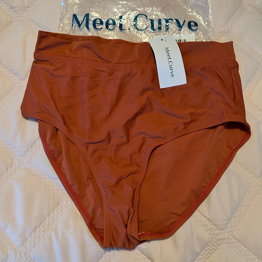 High waisted bikini bottoms - full coverage